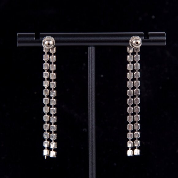 VINTAGE 1980's BLACK AND SILVER RHINESTONE EARRING AND NECKLACE SET - Picture 8 of 13